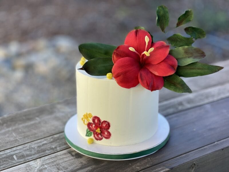 custom rose cake